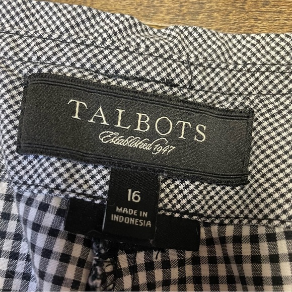 Talbots Women's Black White Gingham Check Chino Shorts Size 16 - Picture 8 of 9